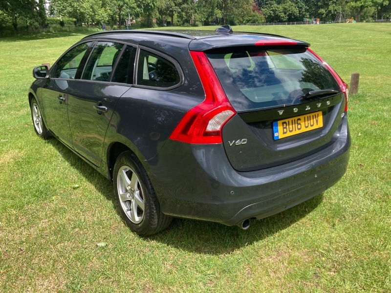Volvo V60 2.4 D4 Lux Grey #33