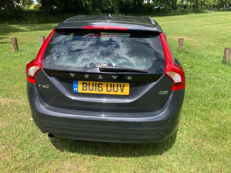 Volvo V60 2.4 D4 Lux Grey #35