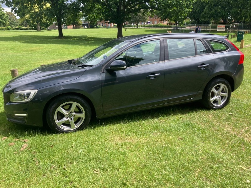 Volvo V60 2.4 D4 Lux Grey #20