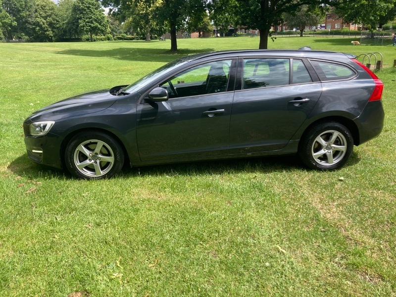 Volvo V60 2.0 D2 Business Edition Grey #2