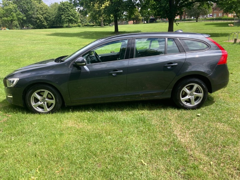 Volvo V60 2.4 D4 Lux Grey #24