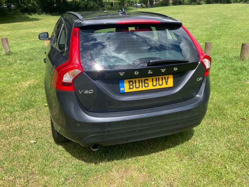 Volvo V60 2.4 D4 Lux Grey #37