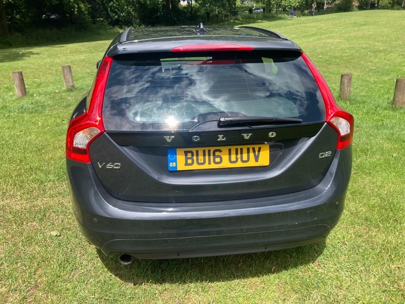 Volvo V60 2.4 D4 Lux Grey #36