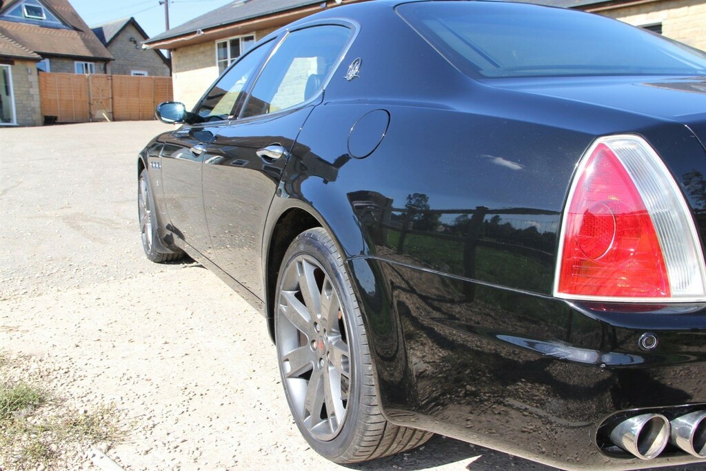 Maserati Quattroporte 4.2 Duoselect Black #6