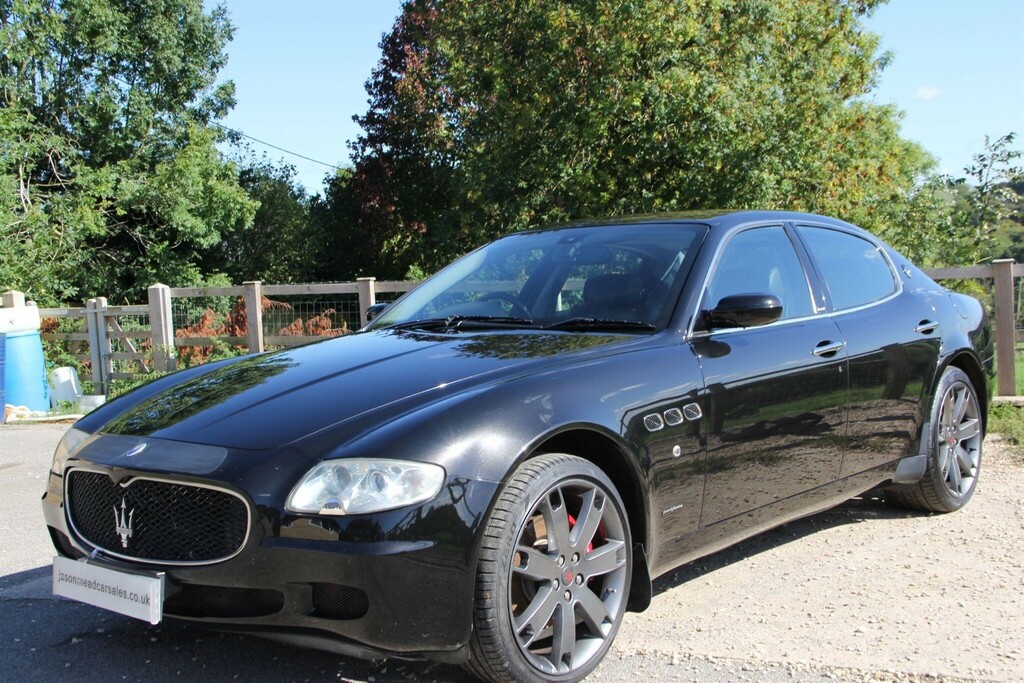 Maserati Quattroporte Executive Gt Black #8