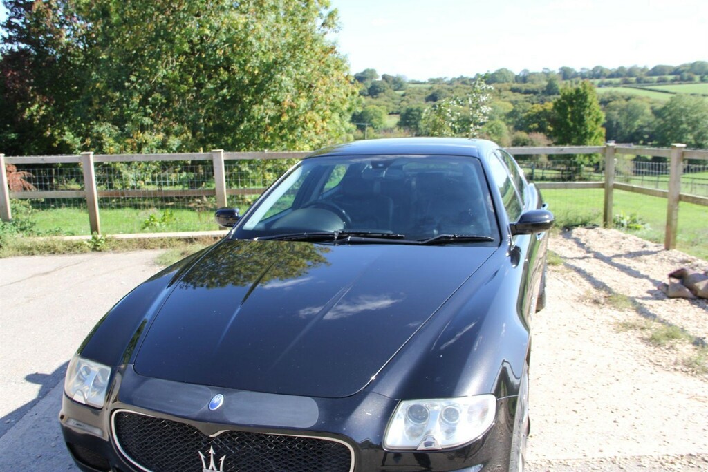 Maserati Quattroporte Executive Gt Black #9