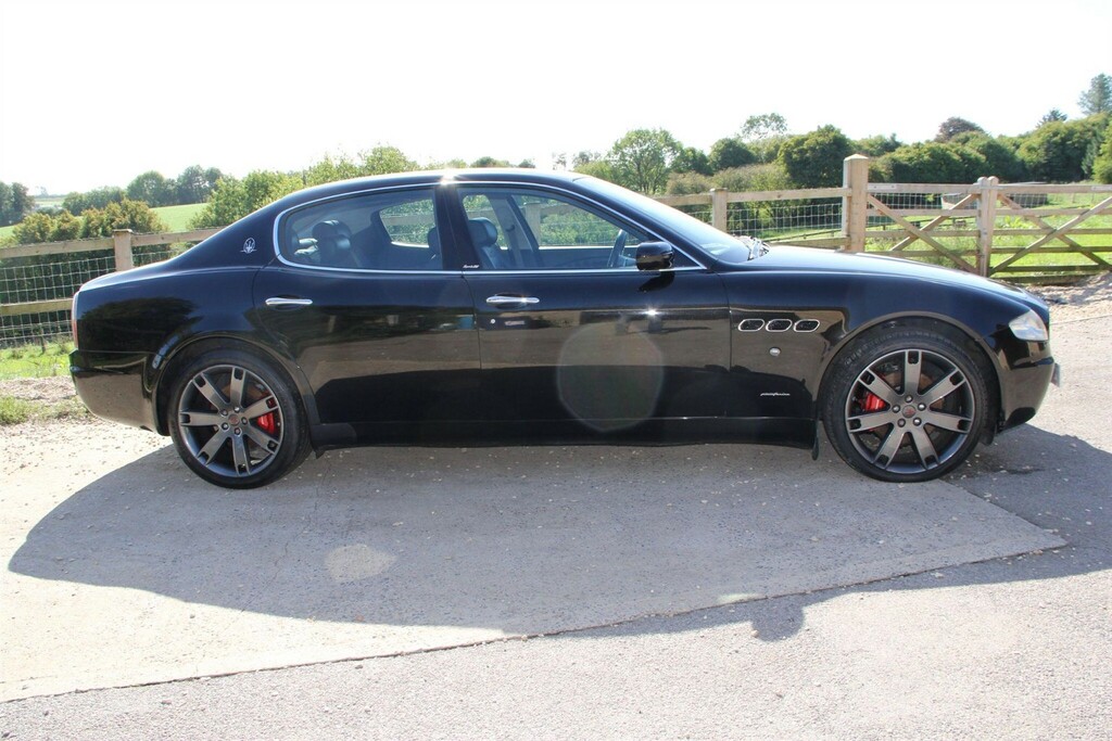 Maserati Quattroporte 4.2 Duoselect Black #3