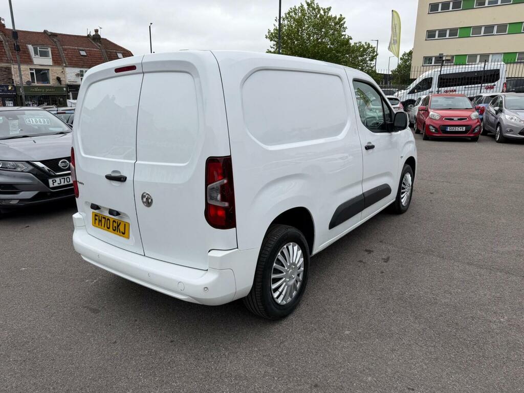 Vauxhall Combo Panel Van 1.5 Turbo D 2300 Sportive L1 H1 Euro 6 4 FH70GKJ White #3