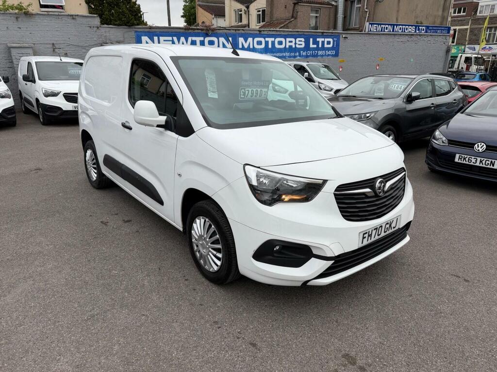 Vauxhall Combo Panel Van 1.5 Turbo D 2300 Sportive L1 H1 Euro 6 4 White