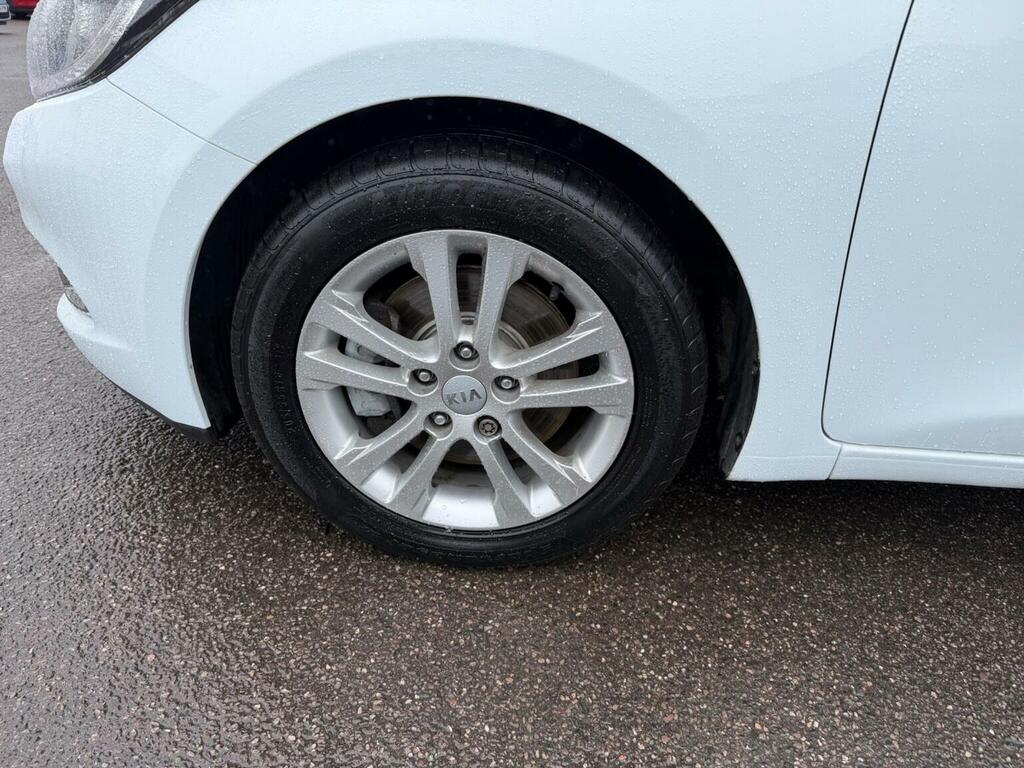 Kia Ceed Hatchback 1.6 Crdi Ecodynamics 3 Euro 5 Ss Blue #22