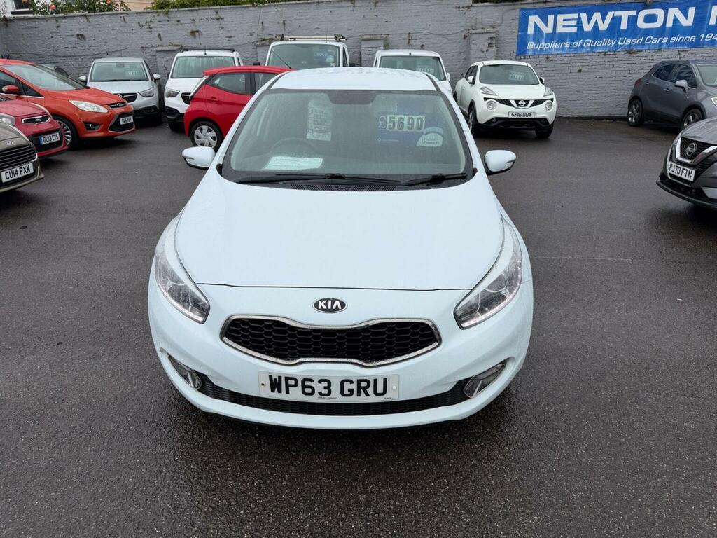 Kia Ceed Hatchback 1.6 Crdi Ecodynamics 3 Euro 5 Ss Blue #8