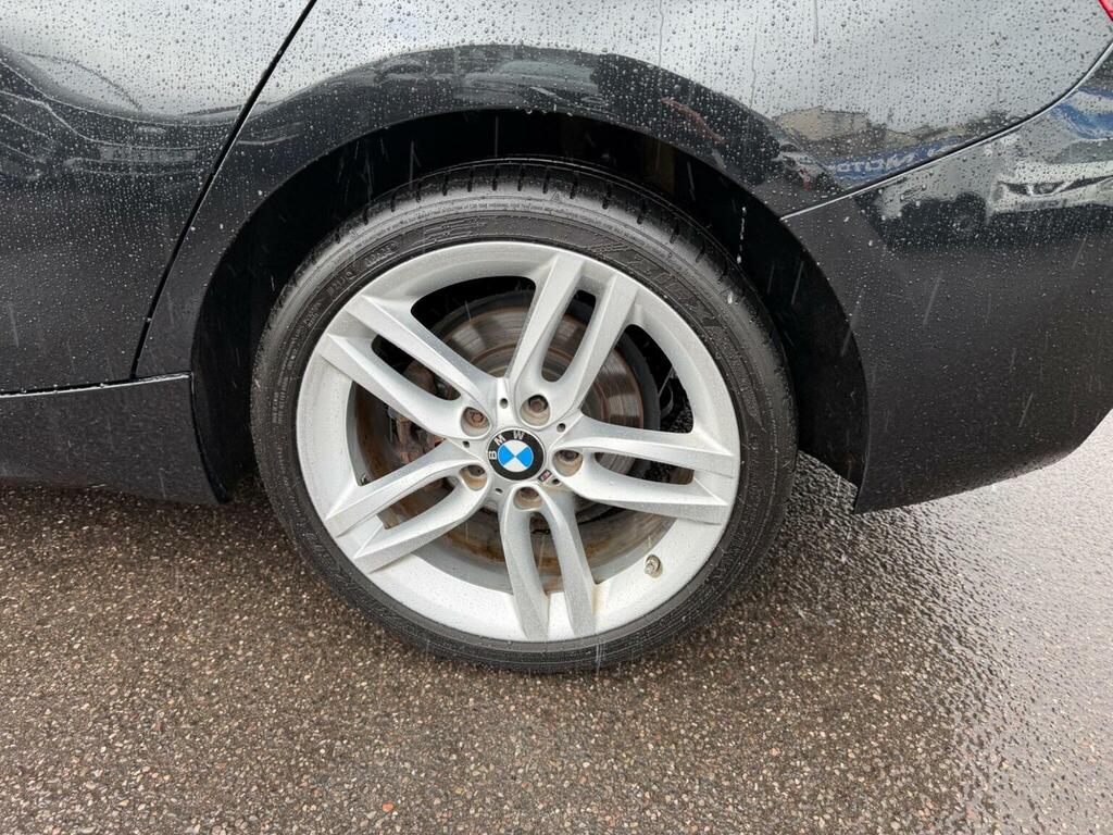 BMW 1 Series Hatchback Black #24