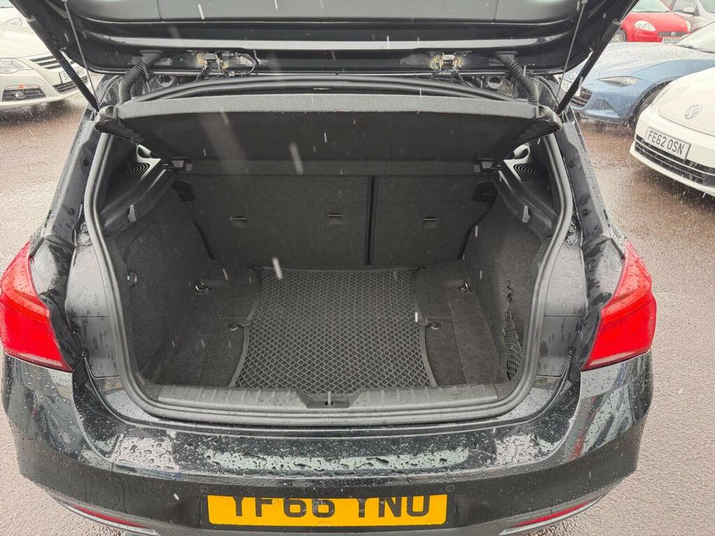 BMW 1 Series Hatchback Black #20