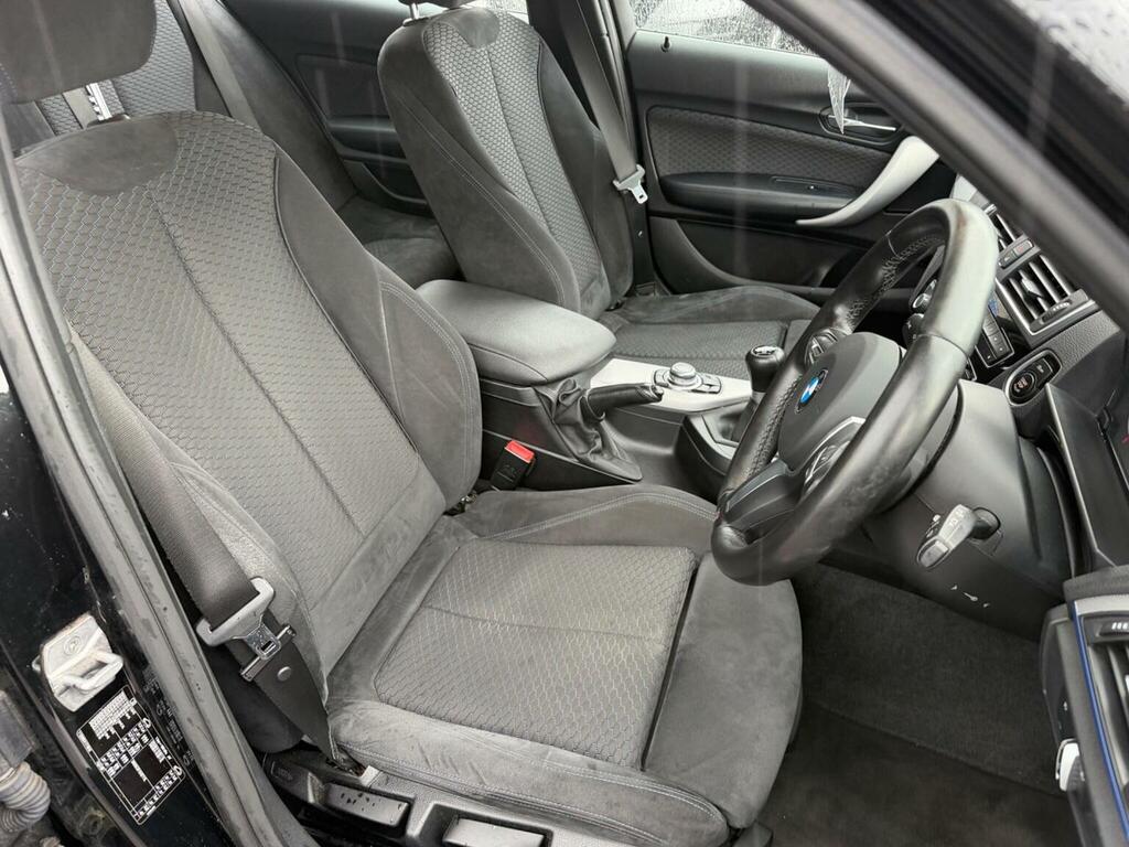 BMW 1 Series Hatchback Black #12