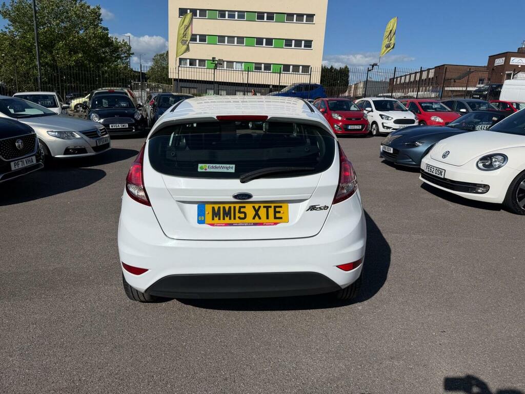 Ford Fiesta Hatchback 1.25 Zetec Euro 6 201515 White #4