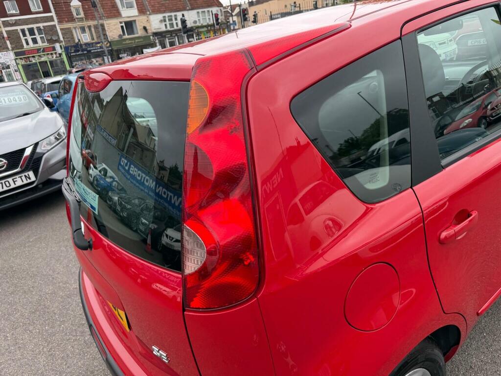 Nissan Note Hatchback 1.6 16V Tekna Euro 4 200757 Silver #9