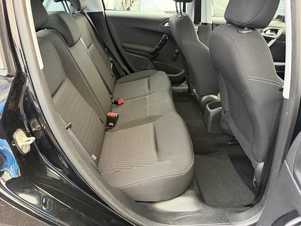 Peugeot 208 Puretech Allure Hatchback Grey #14