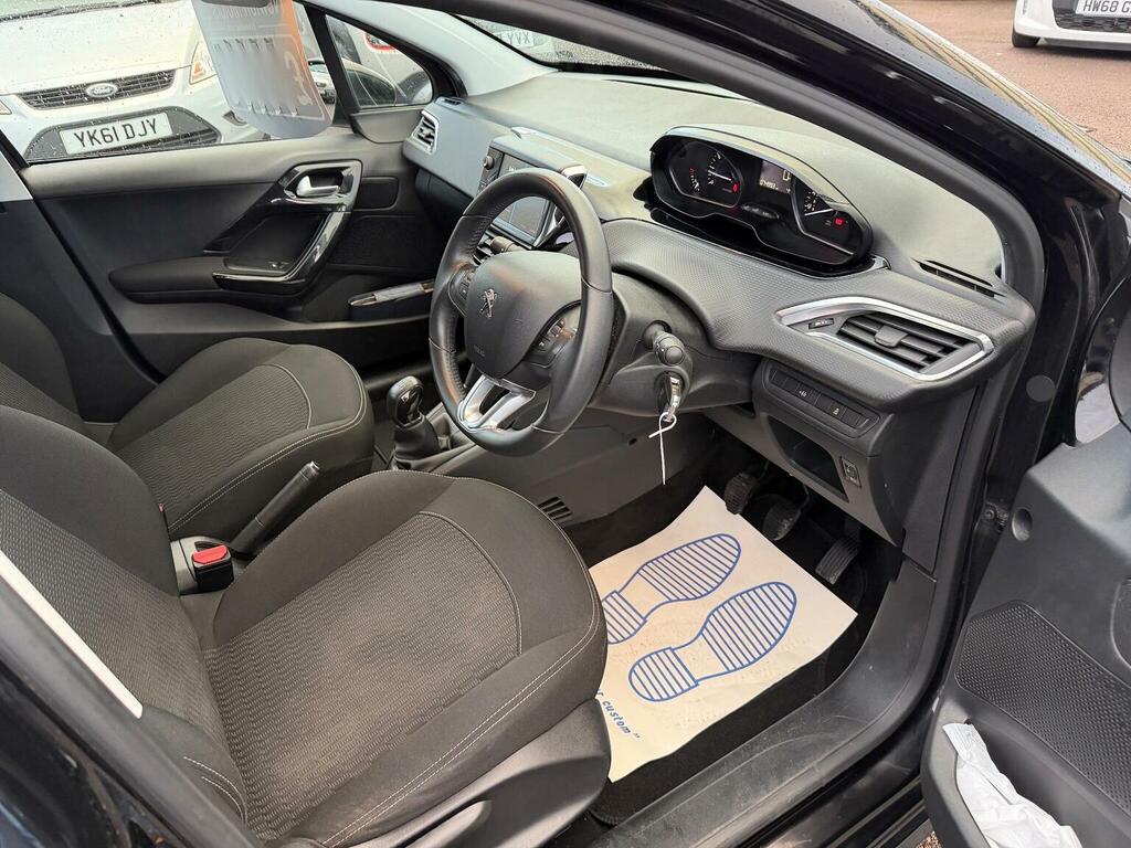 Peugeot 208 Puretech Allure Hatchback Grey #11