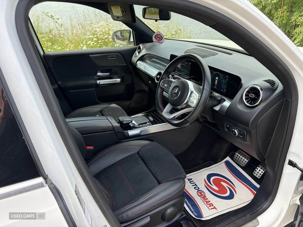 Mercedes-Benz GLB Class Glb 200D Amg Line 8G-tronic CN71KKF White #4