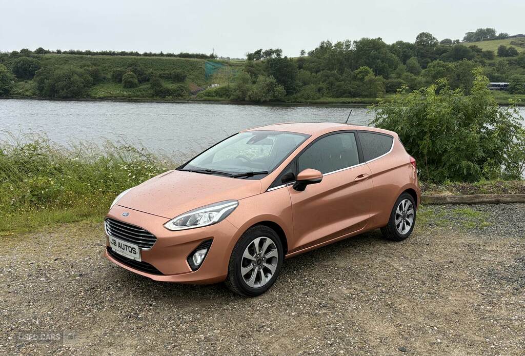 Ford Fiesta 1.1 Zetec Bo Play AU18UCP Brown #4