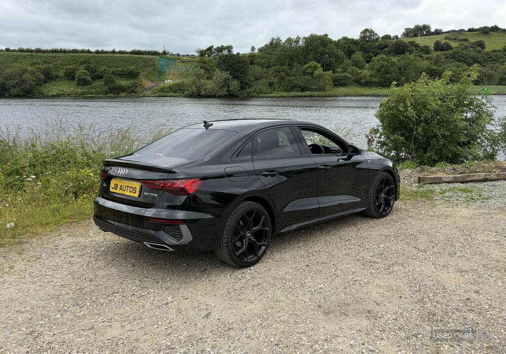 Audi A3 30 Tfsi S Line MK72EZS Black #3
