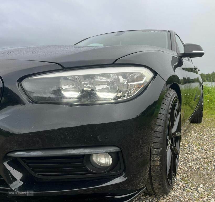 BMW 1 Series 116D Efficientdynamics Plus YH66BVL Black #6