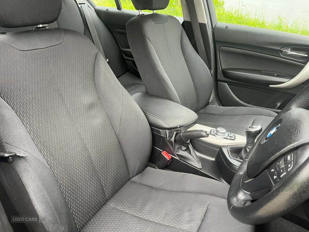 BMW 1 Series 116D Efficientdynamics Plus YH66BVL Black #5