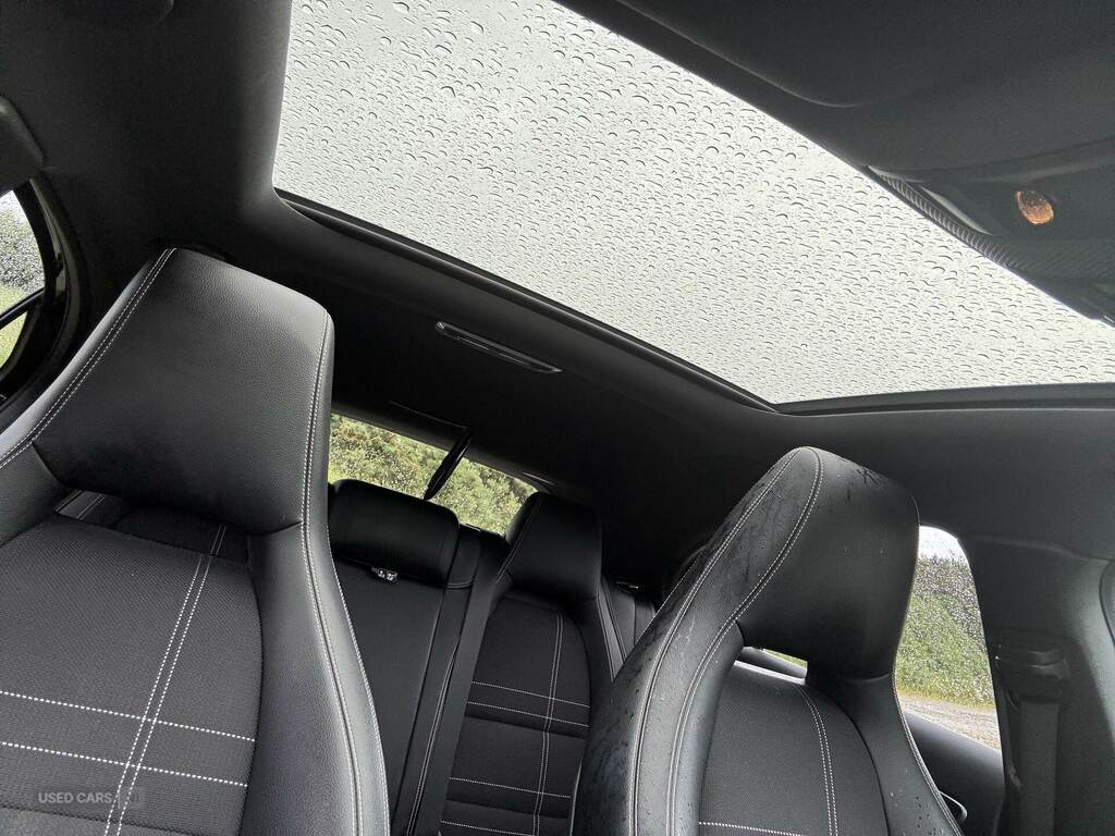 Mercedes-Benz A Class A180 Cdi Sport YK15XPH Black #2