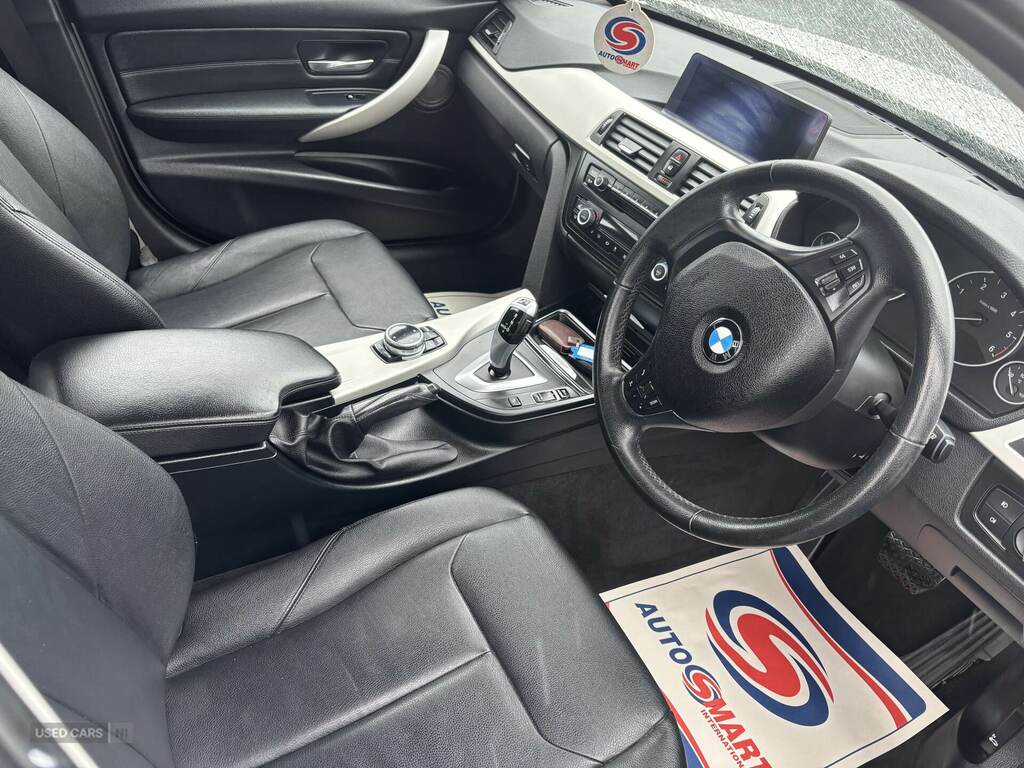 BMW 3 Series 318D Se Step EO14YKL White #3