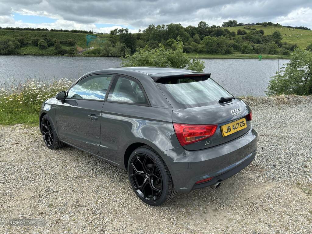Audi A1 1.0 Tfsi Sport Grey #3