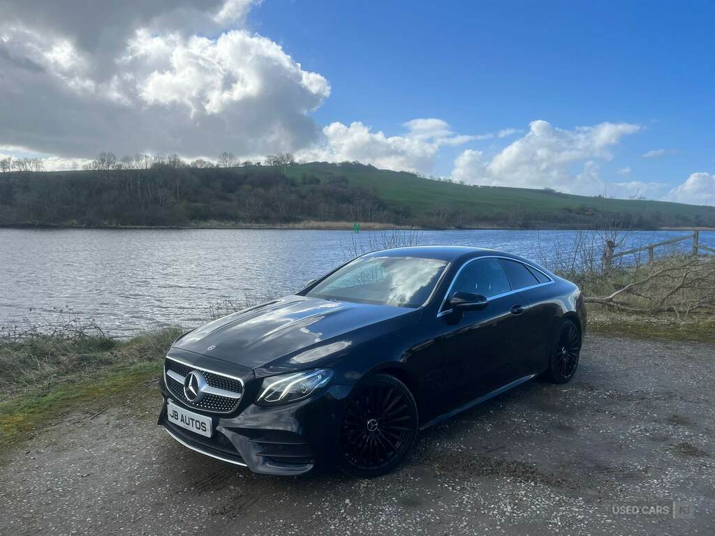 Mercedes-Benz E Class E220d Amg Line 9G-tronic SN19LZU Black #2