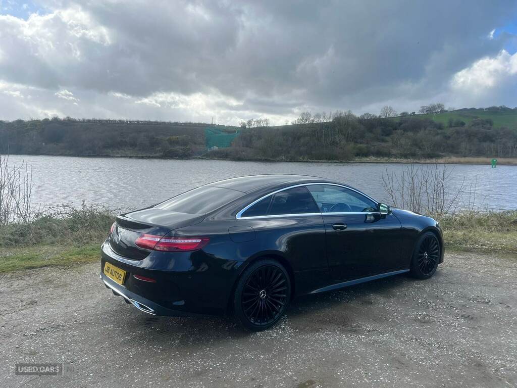 Mercedes-Benz E Class E220d Amg Line 9G-tronic SN19LZU Black #3