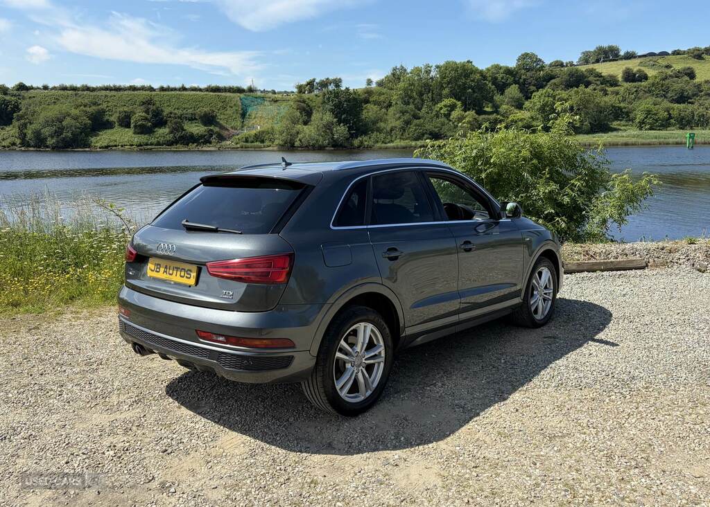 Audi Q3 2.0 Tdi Quattro S Line Edition NK17ZGJ Grey #4