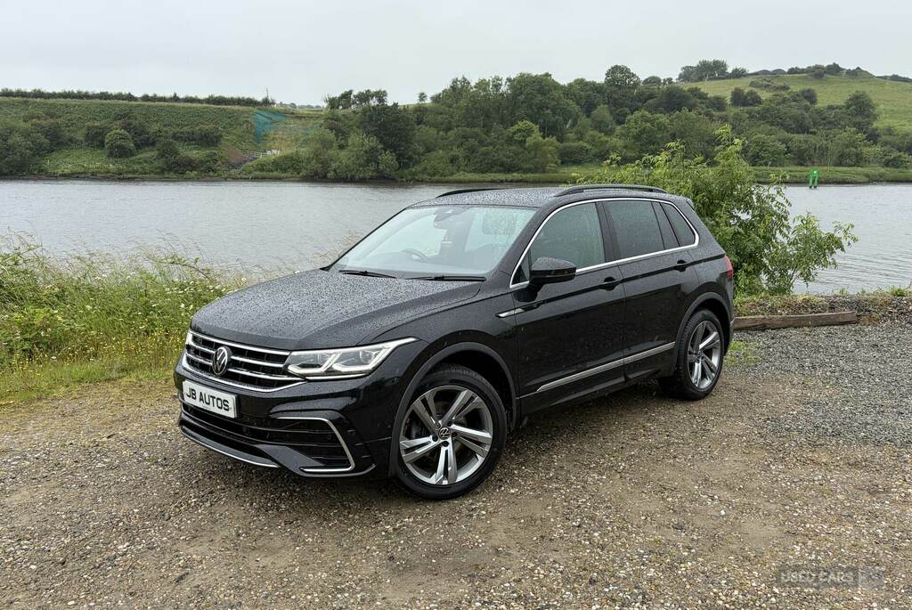Volkswagen Tiguan 2.0 Tdi R-line Edition Dsg DF72YLW Black #2