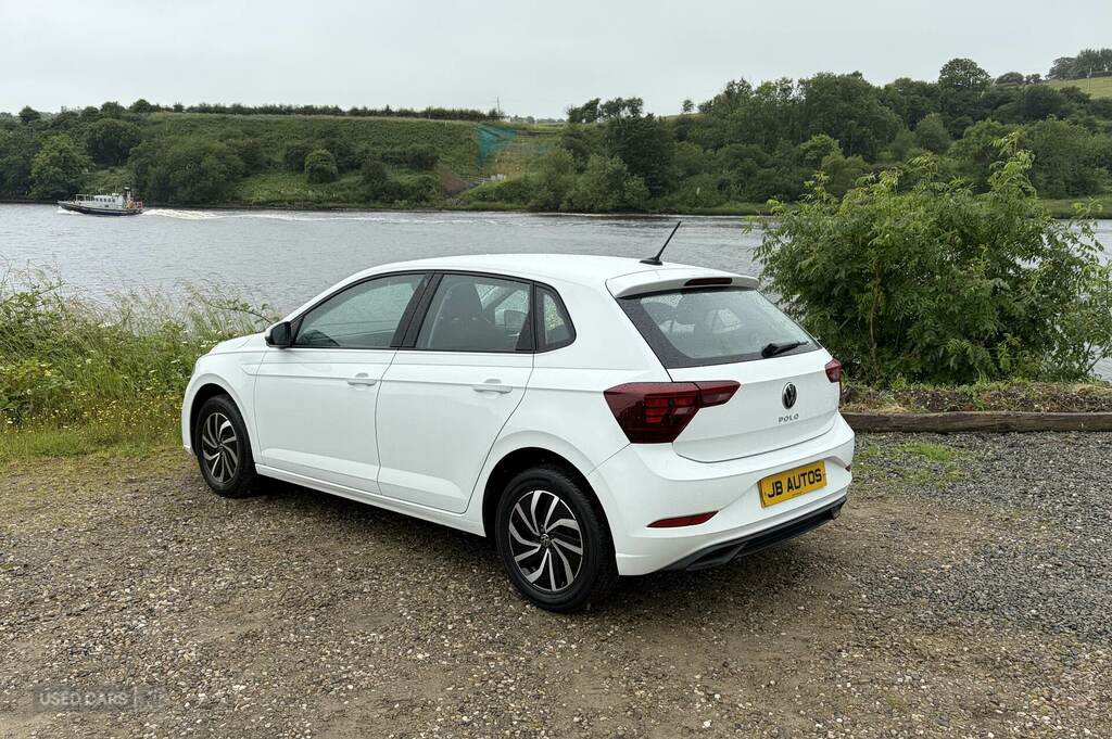 Volkswagen Polo 1.0 Life YE73XXZ White #5