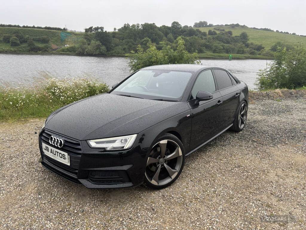 Audi A4 1.4T Fsi Black Edition PE67DVR Black #2