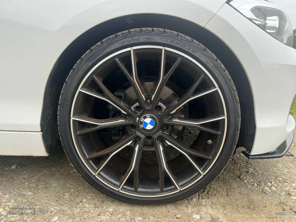 BMW 1 Series 118D Sport HD16LTA White #5