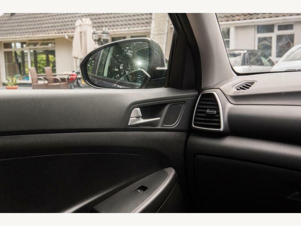 Hyundai Tucson T-gdi Se Nav White #12