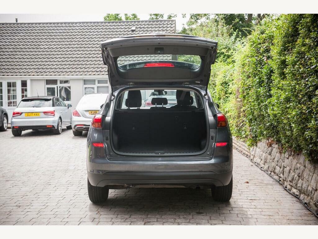 Hyundai Tucson 1.6 Gdi S Connect Euro 6 S S Grey #6