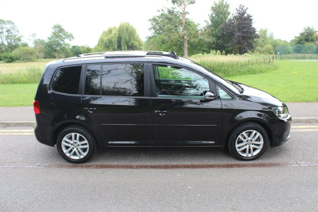 Volkswagen Touran Se Tdi Bluemotion Technology Dsg LC14YVP Black #4
