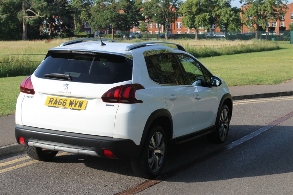 Peugeot 2008 Ss Allure RA66WVW White #5