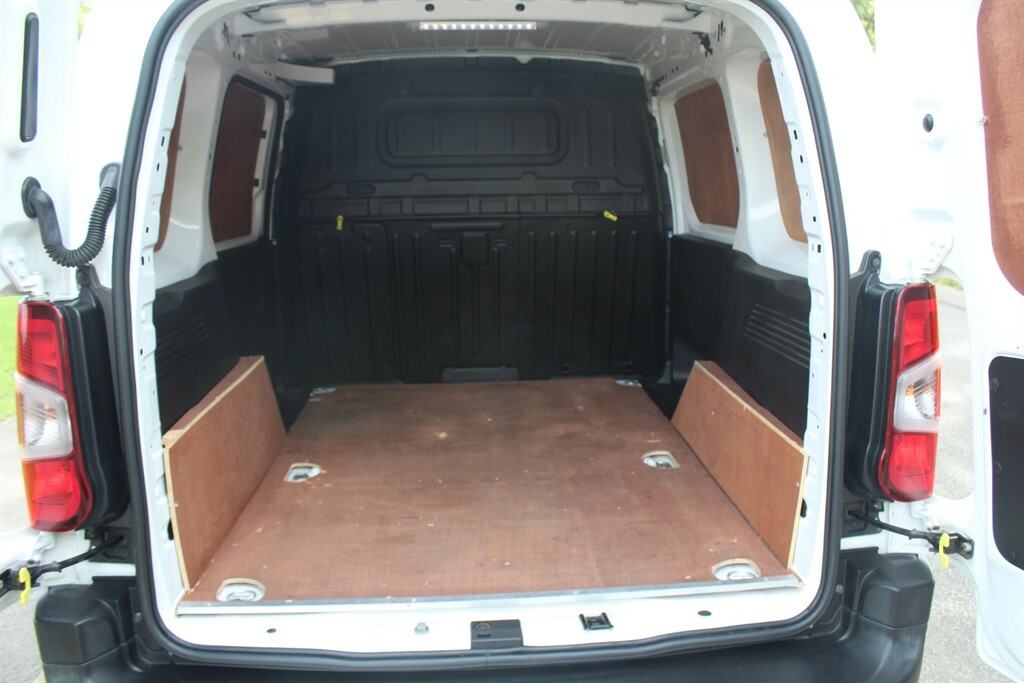 Citroen Berlingo 2008 Allure Premium Puretech Ss Grey #9