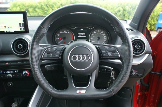 Audi SQ2 Suv Black #44