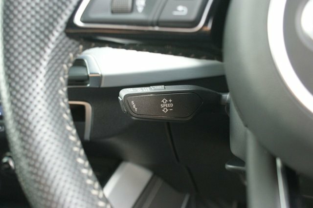 Audi SQ2 Suv Black #45