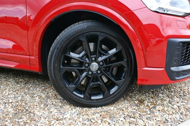 Audi SQ2 Suv Black #8