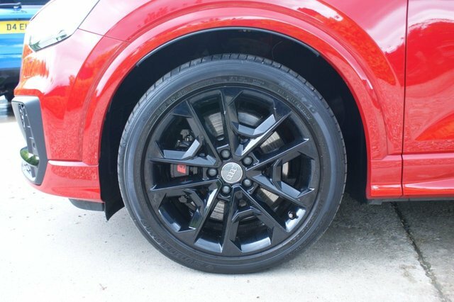 Audi SQ2 Suv Black #21