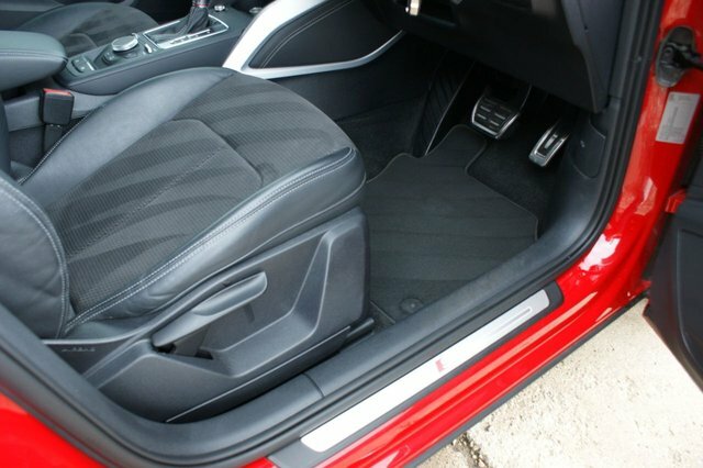 Audi SQ2 Suv Black #38