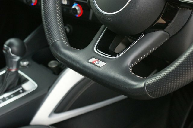 Audi SQ2 Suv Black #41