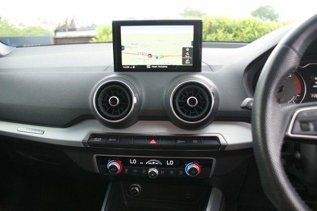 Audi SQ2 Suv Black #46
