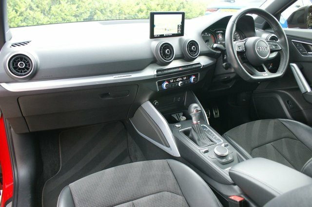 Audi SQ2 Suv Black #28